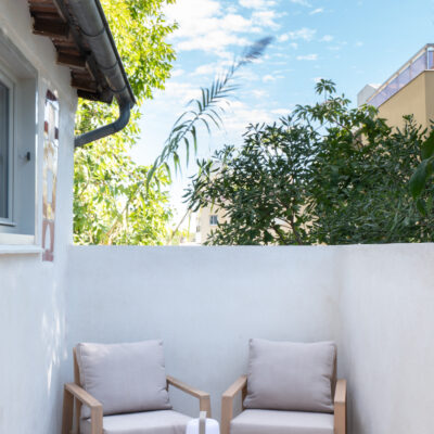 La Petite Maison à La Bâtisse en Blanc, Golfe-Juan